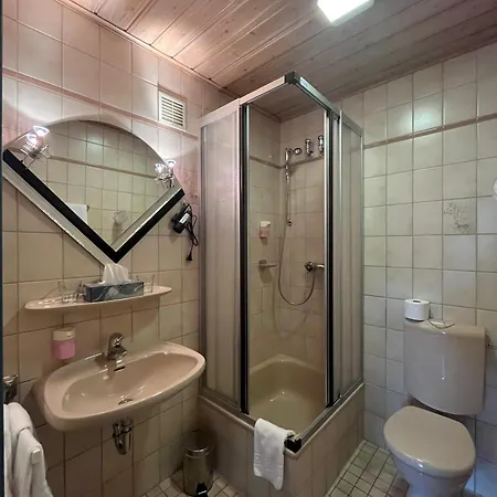 Hotel Rodes Und Restaurant Rehburg-Loccum