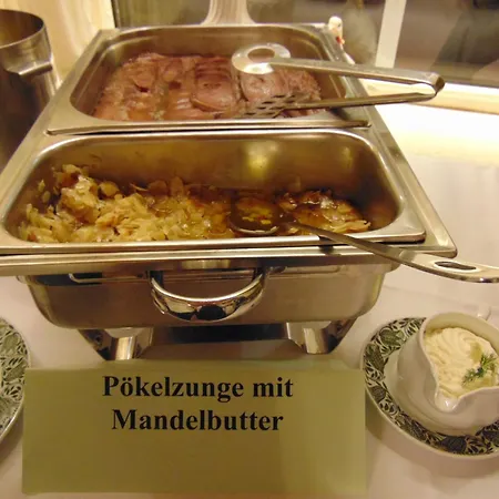 Rodes Und Restaurant Hotel *